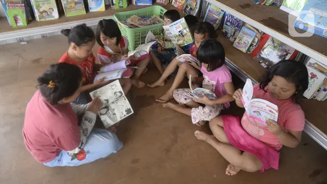 FOTO: Taman Baca Kampung di Masa Pandemi COVID-19