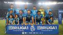 <p>Para pemain Starting XI Persib Bandung berfoto jelang dimulainya laga leg kedua semifinal Championship Series BRI Liga 1 2023/2024 menghadapi Bali United di Stadion Si Jalak Harupat, Soreang, Kabupaten Bandung, Sabtu (18/5/2024). (Bola.com/Abdul Aziz)</p>