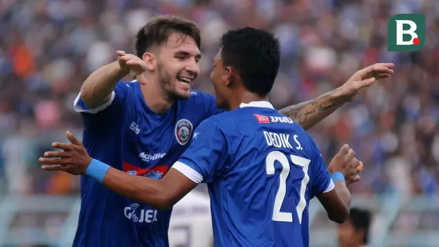 Pavel Smolyachenko (Arema)