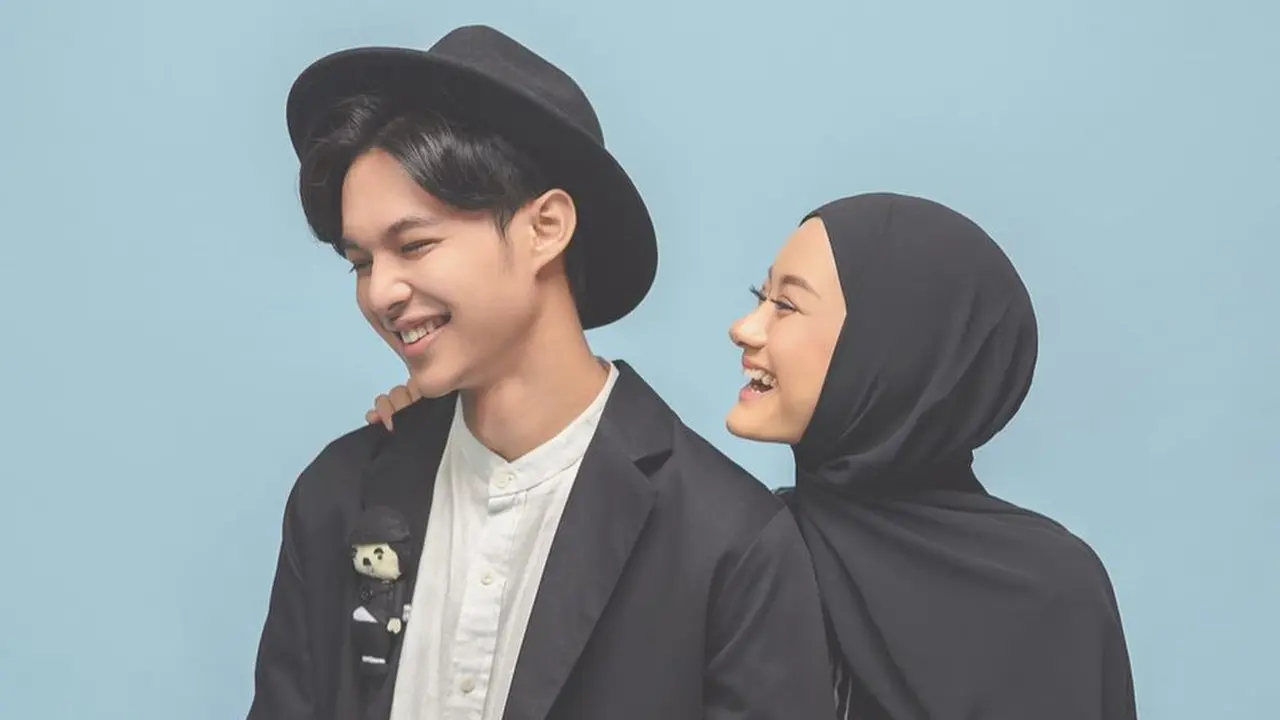 Dinda Hauw dan Rey Mbayang