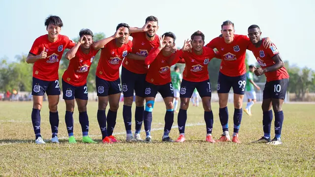 Bek Svay Rieng, Jonathan Campbell.