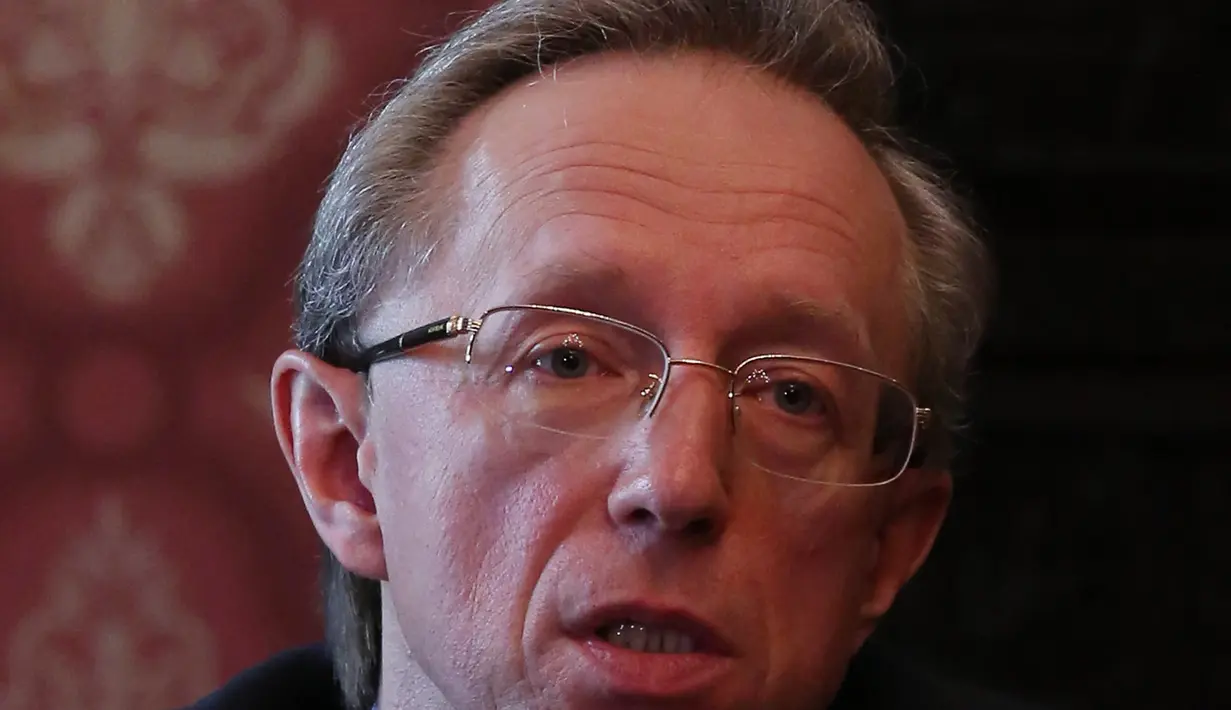 Duta Besar Rusia untuk Indonesia Mikhail Galuzin memberikan keterangan pers di Jakarta, Rabu (21/12). Keterangan pers tersebut terkait insiden terbunuhnya Duta Besar Rusia di Turki Andrey Karlov. (Liputan6.com/Johan Tallo)