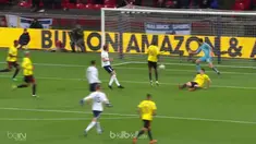 Tottenham menempel ketat Liverpool dalam perebutan tiket langsung Liga Champions musim depan di klasemen Liga Inggris usai menundukkan Watford 2-0. Dengan torehan tiga poin, Spurs yang masih menyisakan satu laga mengoleksi 71 poin dari 35 laga, terti...