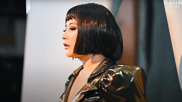 Pesona Prilly Latuconsina dalam Balutan Jumpsuit Hitam. (Sumber: Rio Motret)