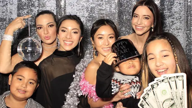 Nia Ramadhani dan keluarga (Instagram/ramadhaniabakrie)