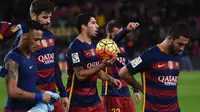 Para pemain Barcelona seusai menaklukkan Celta Vigo, 6-0, di Camp Nou, Barcelona, Senin (15/2/2016) dini hari WIB. (AFP/Josep Lago)