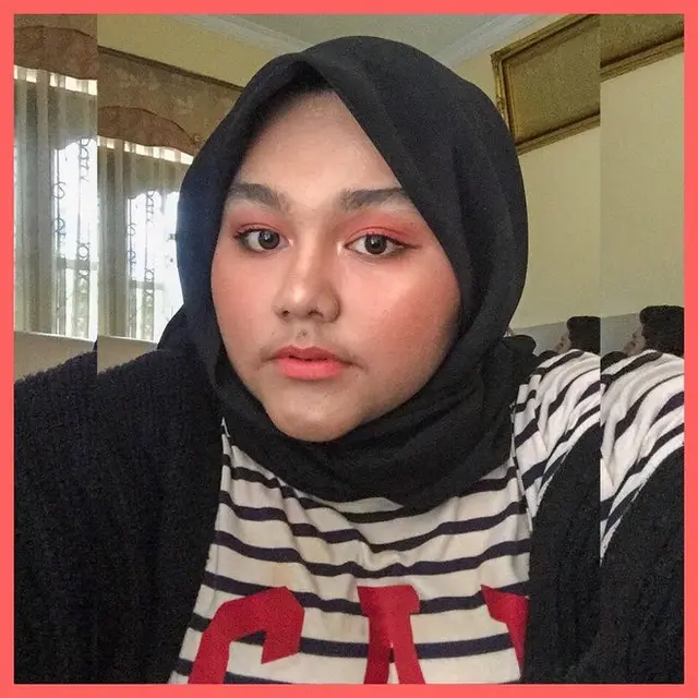 6 Potret Hayatul Ma'rifah, Wanita yang Disebut Kembaran Ivan Gunawan