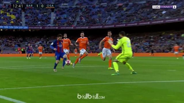 Berita video bintang Barcelona, Lionel Messi, sudah pasti bobol gawang lawan bila ada bek yang salah oper. This video presented by BallBall.