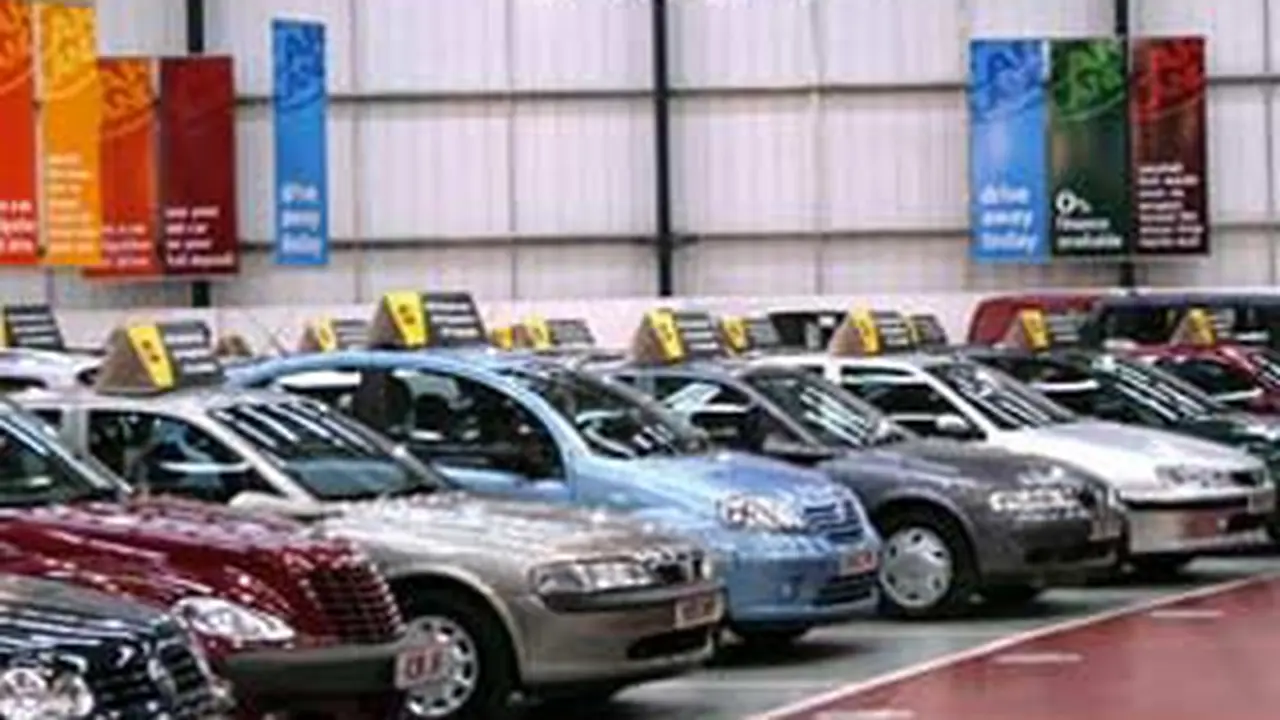 110504bshowroom-mobil.jpg