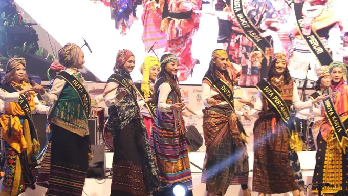 [Bintang] Wastra Nusantara