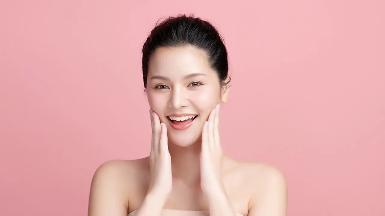 Bye-Bye Kulit Kusam: Tips Mengatasi Kulit Dehidrasi agar Kembali Plumpy