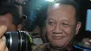 Sekretaris MA, Nurhadi Abdurrachman usai menjalani pemeriksaan KPK, Jakarta, Selasa (24/5). Nurhadi enggan menjawab pertanyaan wartawan usai diperiksa KPK. (Liputan6.com/Helmi Afandi)