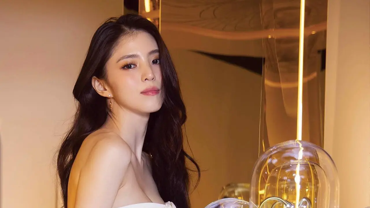 Han So Hee Tampil Anggun di Thailand, Bekas Tato Masa Lalu Hilang Tak Berbekas