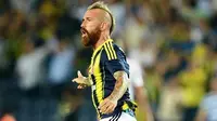 West Ham Ingin Datangkan Raul Meireles