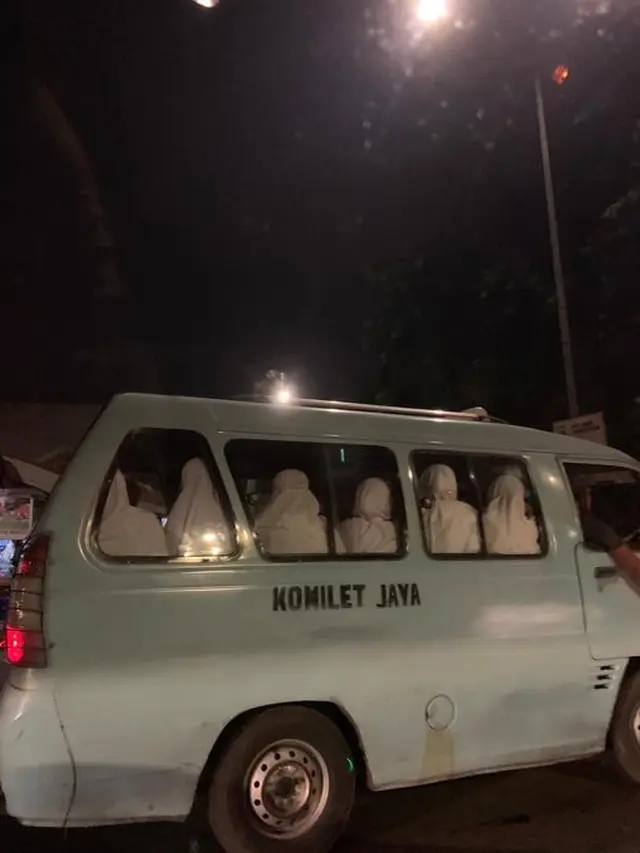 6 Foto Ini Buat Kamu Mendadak Merasa Indigo, Bikin Salah Kira