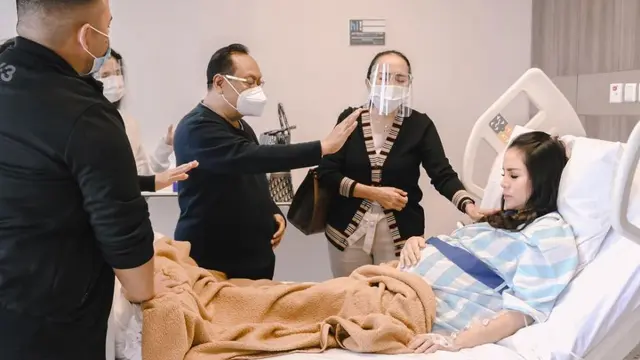 Momen Persalinan Anak Kedua Momo Geisha. (Sumber: Instagram/nafaspertama)