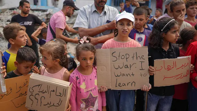 Rindu ke Sekolah, Anak-anak Palestina Desak Perang Segera Dihentikan