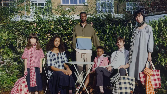 [Fimela] Uniqlo dan JW Anderson Spring/Summer 2020