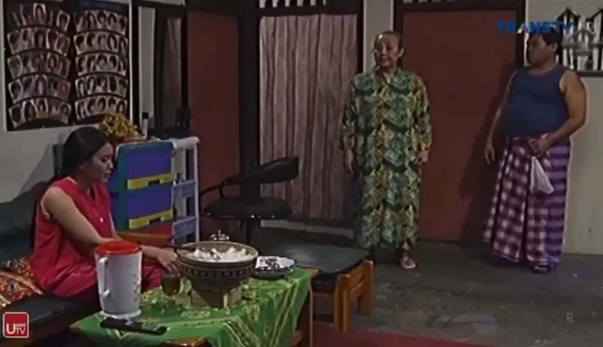 Nani Wijaya juga memiliki kemampuan akting yang bagus. Terbukti, sejak tahun 1978, namanya kerap masuk dalam daftar nominasi ajang penghargaan bergengsi insan film. Pada tahun itu, ia dinobatkan sebagai pemenang dalam kategori Pemeran Pendukung Wanita Terbaik FFI. [Youtube/Bang Ros]