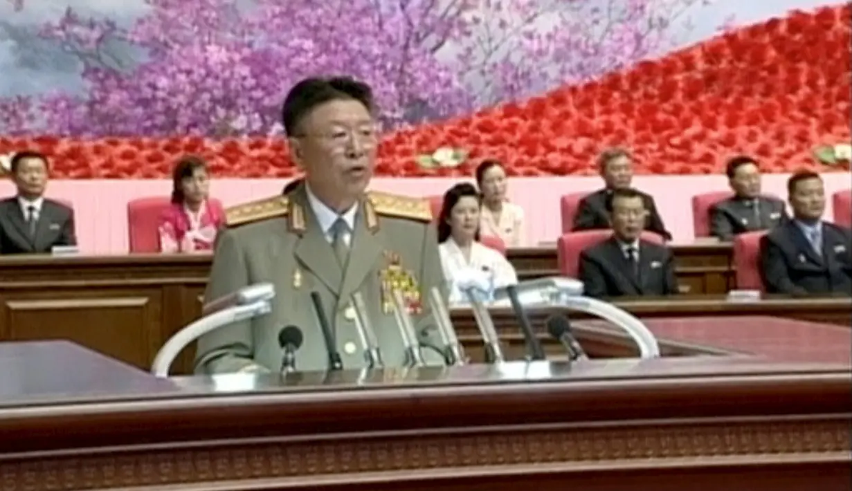 Kepala Staf Angkatan Darat Korea Utara Ri Yong Gil saat berpidato di Pyongyang 24 Agustus 2014. Belum ada konfirmasi yang jelas dari pemerintahan Korea utara atas pemberitaan ini. (REUTERS / KRT)