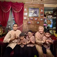 Maissy memutuskan menikah dengan Rifky Febriansyah pada Januari 2014. Uniknya pasangan ini mempunyai profesi sebagai dokter. [Foto: instagram/rikyfsaleh]