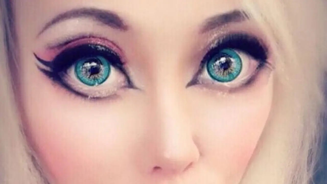[Bintang] Terobsesi Jadi Barbie di Dunia Nyata, Wanita Ini Wujudkan Keinginannya dengan Berbagai Operasi