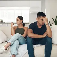 Ilustrasi hubungan pasangan yang merenggang. (c)PeopleImages.com/Depositphotos.com