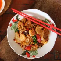 Resep Kwetiau Goreng Medan./Copyright shutterstock.com/id/g/AriyaniTedjo