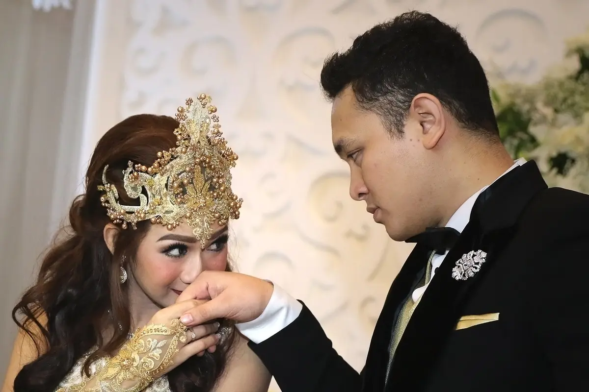 [Bintang] Resepsi Pernikahan Gilang Dirga dan Adiezty Fersa