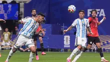 Pemain Argentina Cristian Romero mencetak gol pertama timnya mereka selama pertandingan sepak bola babak 16 besar Piala Dunia antara Argentina dan Mesir di Atlanta, Selasa, 7 Juli 2026. (AP Photo/Mike Stewart)