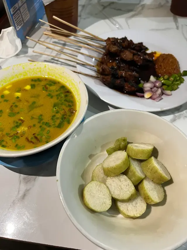 Tempat Sahur di Jalur Pantura Cirebon