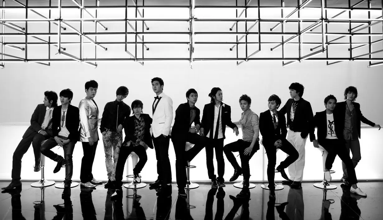 "Kekuatan terbesar kami adalah karena kami mempunyai banyak personel, jadi sangat buruk saat kami promosi dengan enam anggota," tutup Leeteuk Super Junior. (Foto: Soompi.com)