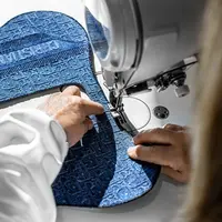 Simak deretan koleksi saddle bag ikonis terbaru yang sayang jika terlewatkan