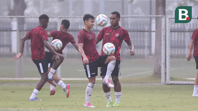 Foto: Antusiasme Skuad Timnas Indonesia U-20 saat Jalani Latihan Terakhir Jelang TC ke Como untuk Ikuti Toulon Tournament 2024 di Prancis