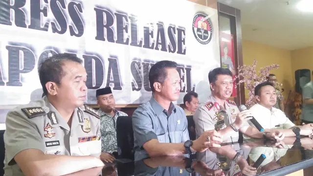 Polisi Perluas Wilayah Pengejaran Pembakar Kantor DPRD Gowa