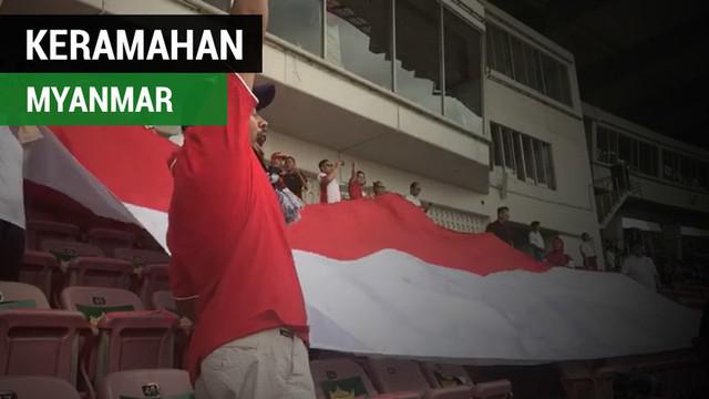 Berita video suporter Indonesia di Piala AFF U-18 2017, Harie Pandiono, yang mengungkapkan apa yang dirasakannya soal keramahan Yangon, Myanmar.