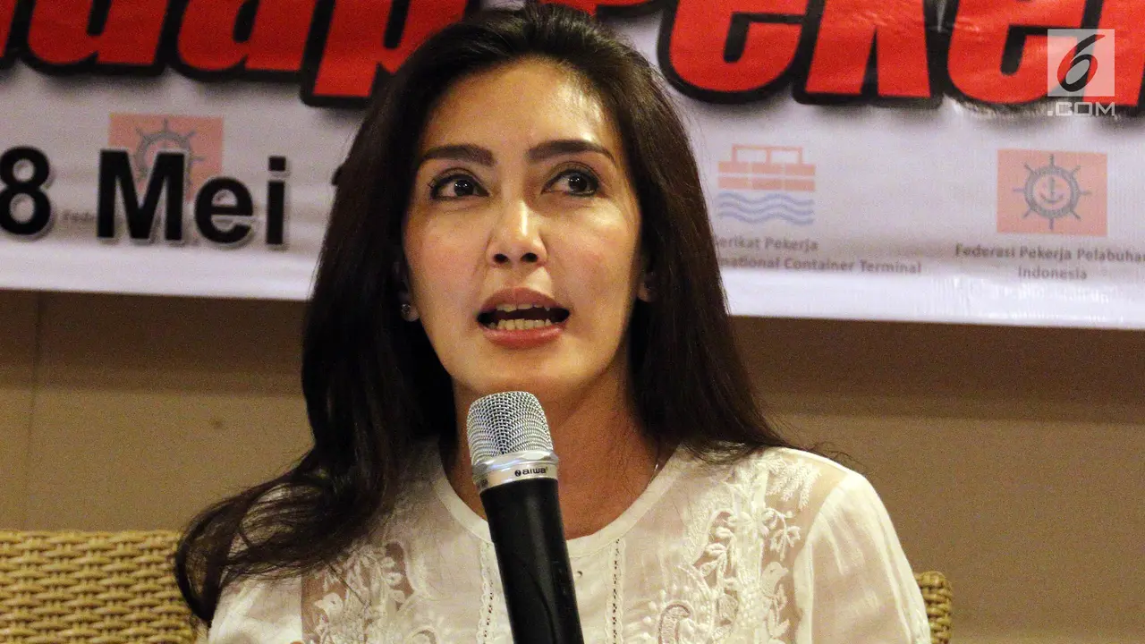 DPR dan SP JICT Kecam Gugatan Direksi JICT Kepada Karyawan-Jakarta-Johan Tallo-0