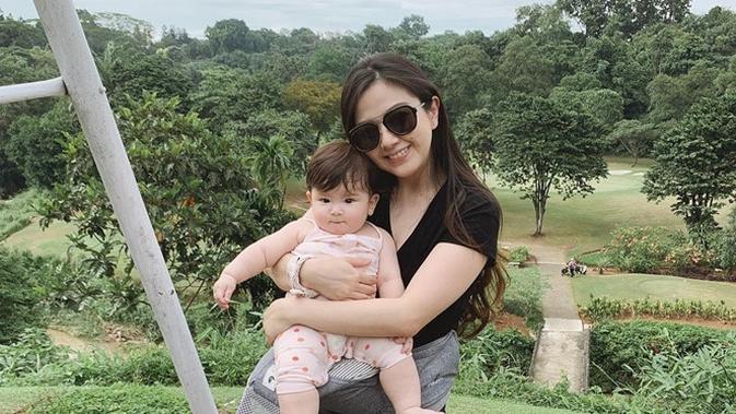 Franda dan Vechia (Sumber: Instagram/frandaaa87)