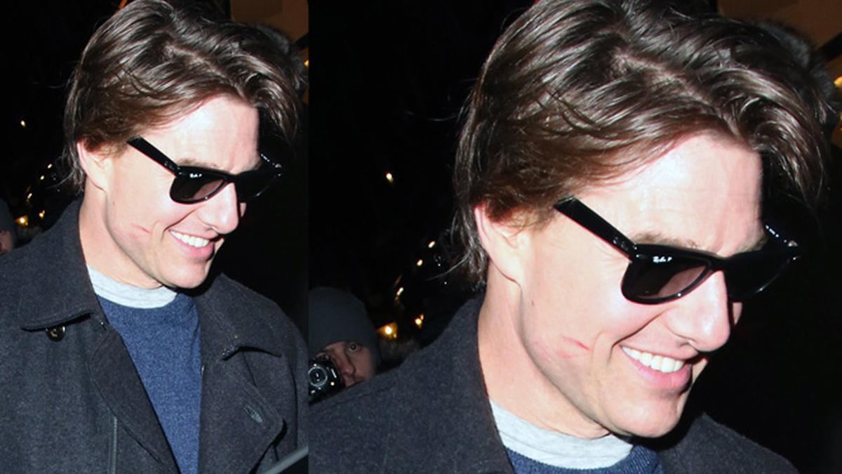 Ada Bekas Ciuman di Pipi Tom Cruise, dari Siapa? - ShowBiz Liputan6.com
