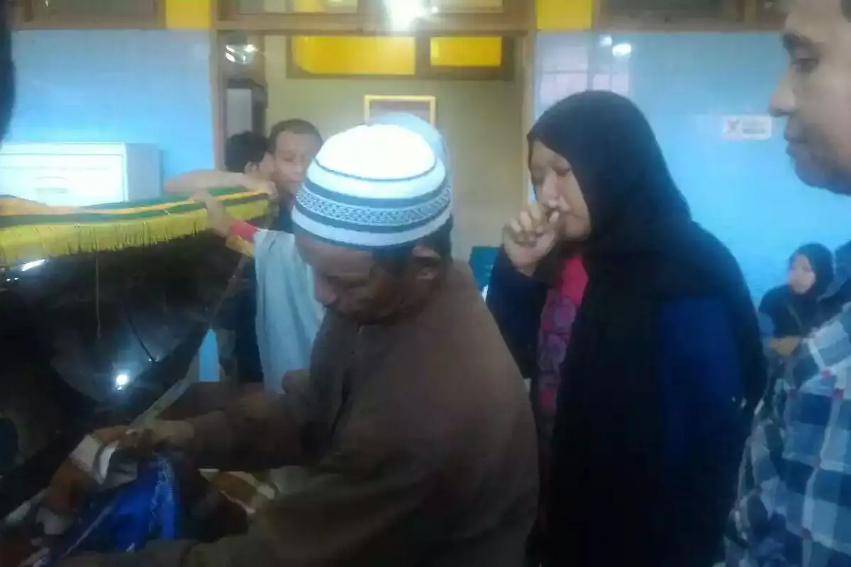 Ayah Jaminkan STNK demi Bawa Jenazah Anak Pulang