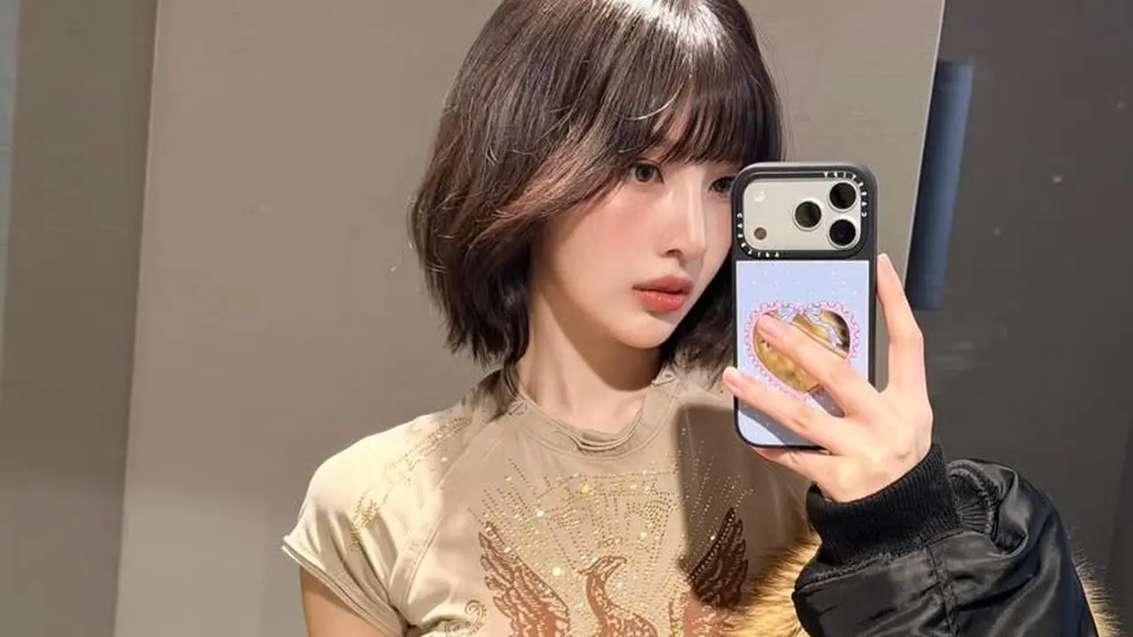 Joy Red Velvet