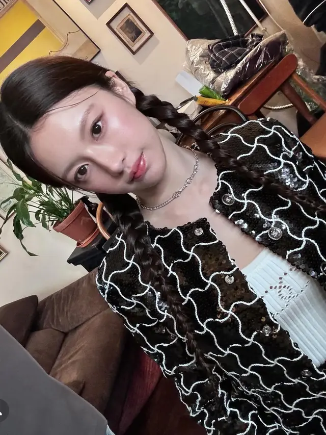 Go Youn Jung Pemeran Oh Yi Young di Drakor Resident Playbook. [@goyounjung]