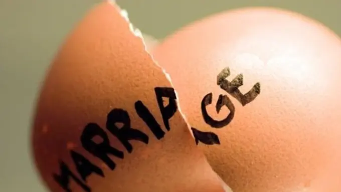 Sayang, Harga Rokok Naik! Jadi Kapan Kita Nikah?