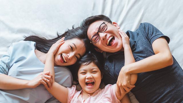 ilustrasi keluarga bahagia