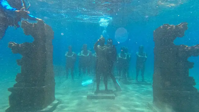 Majapahit's Warior Underwater di bawah laut perairan  Selat Bali (Istimewa)