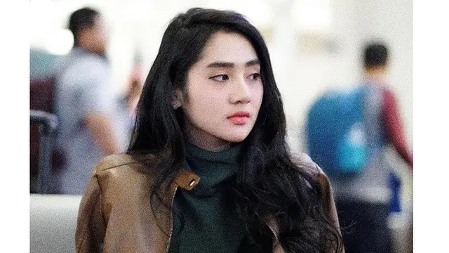 6 Potret Cantik Bella Nova, Pedangdut Muda yang Diundang Hotman Paris Hangout di Bali