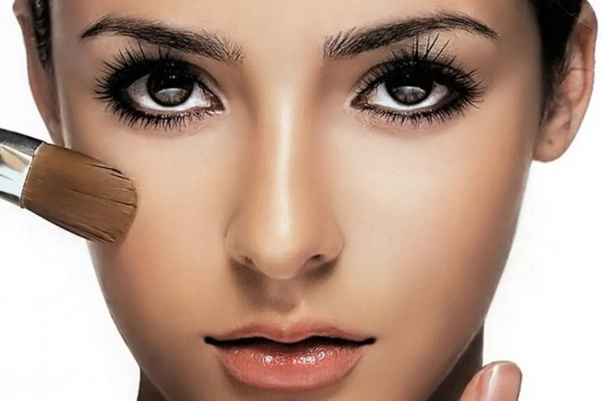 Nggak Terlihat Belang, Ini Tutorial Makeup Buat Si Hitam Manis