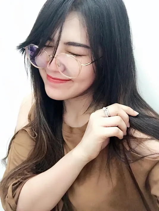 Pria mana sih yang tidak terpesona dengan penampilan Via Vallen? (foto: instagram.com/viavallen)
