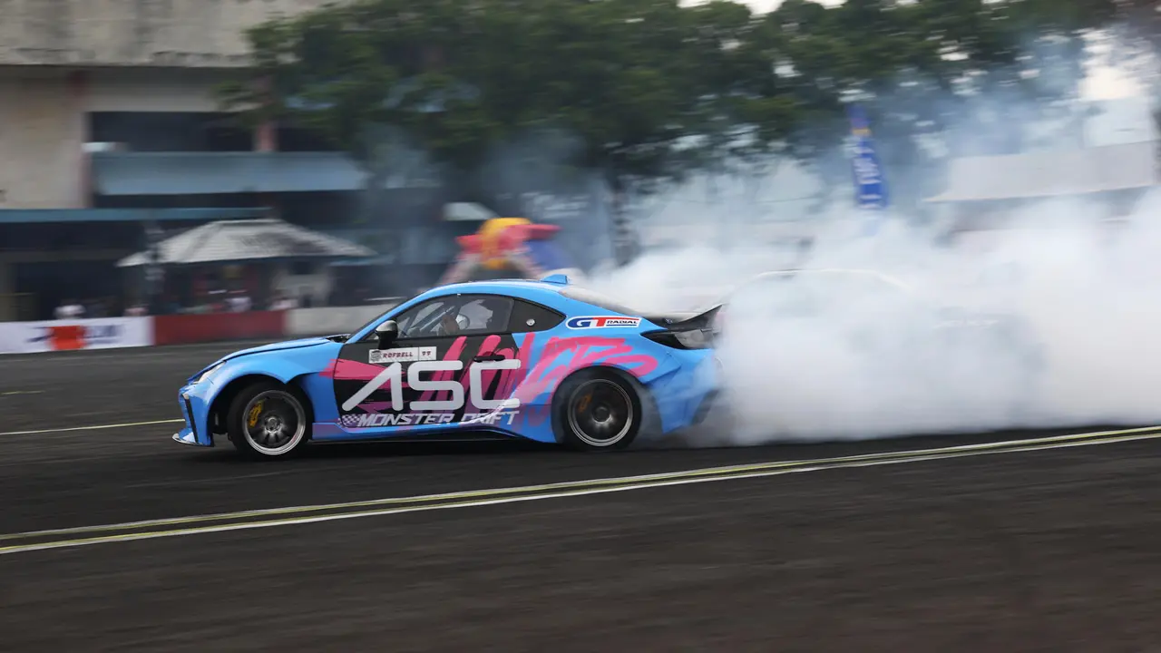 GT Radial Champiro SX2 (GT Radial)