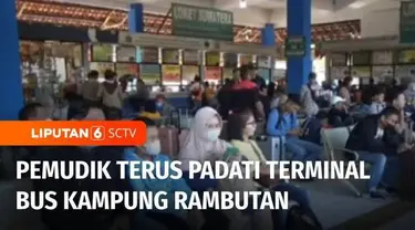 Pada empat hari jelang Hari Raya Idul Fitri, pemudik terus memadati Terminal Bus Kampung Rambutan, Jakarta Timur. Suasana serupa juga terlihat di Terminal Bus Lebak Bulus, Jakarta Selatan.